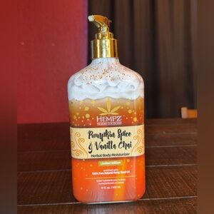 Hempz Pumpkin Spice & Vanilla Chai Body Moisturizer